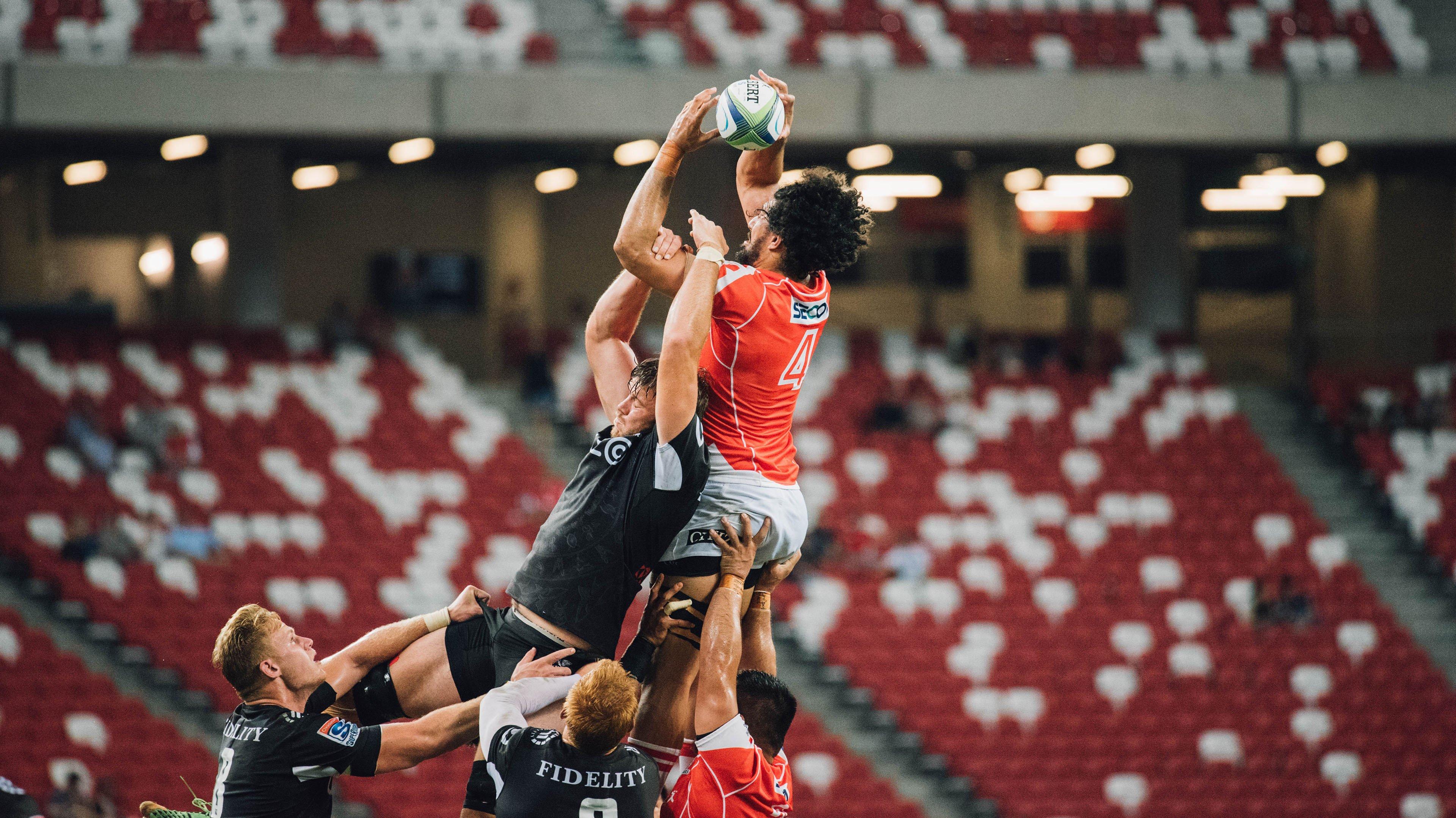 马伦双响导演逆转好戏，维拉主场2-1力克伯恩利