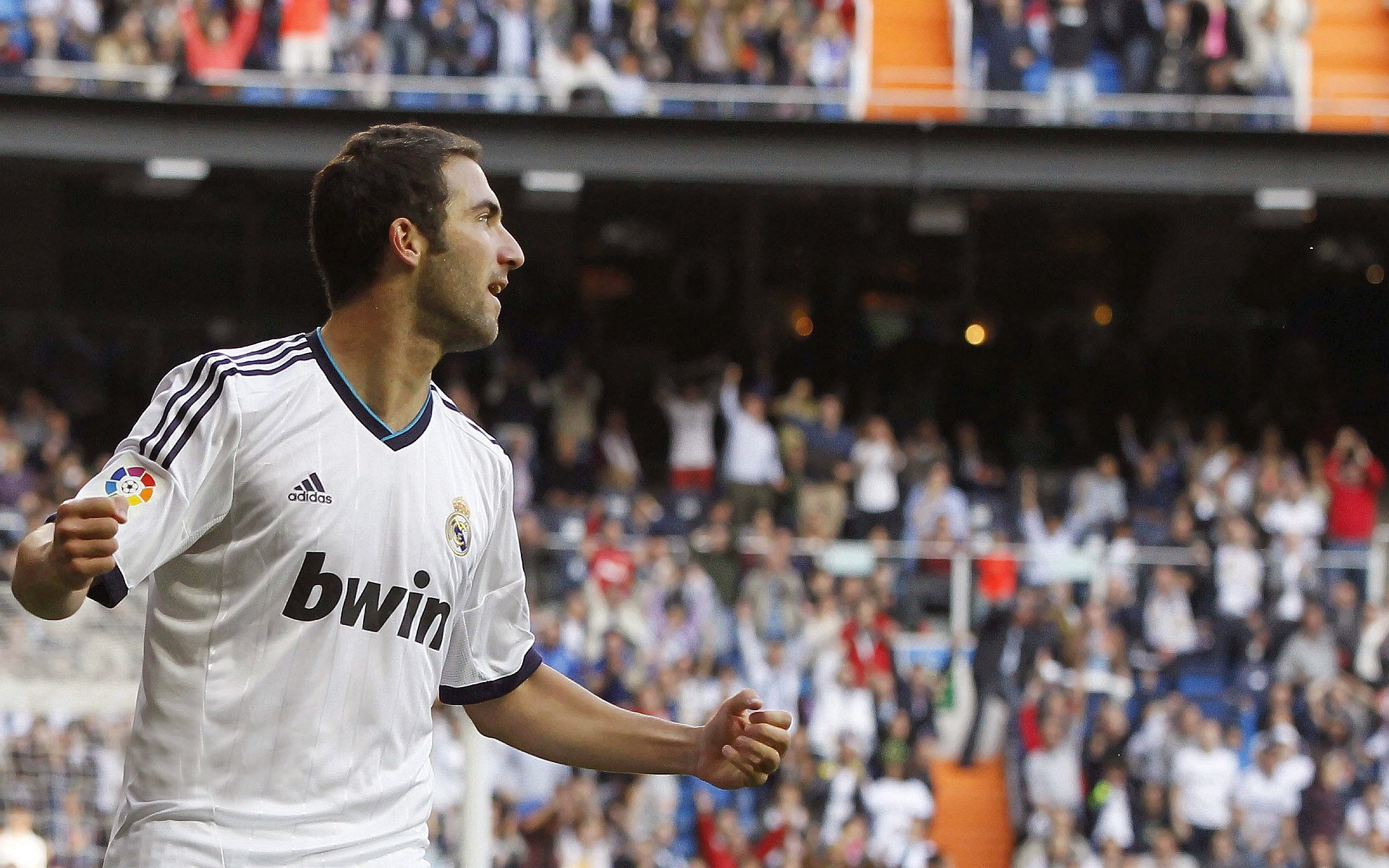 场不是终点，换个造型继续向前冲 毫无疑问，现在的小钻石更加耀眼了